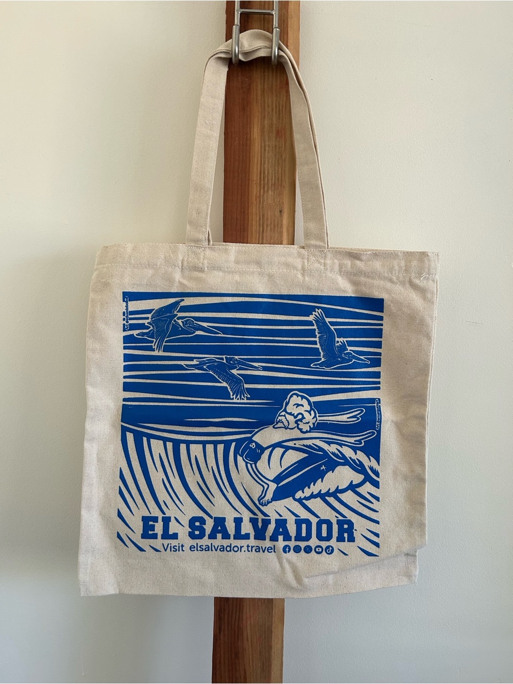 El Salvador Blue Graphic Canvas Tote Bag